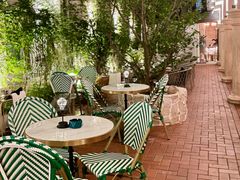 -Osteria Garden 生蚝花园餐厅(原进贤路店)
