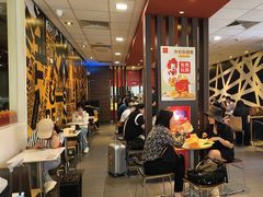 -麦当劳(汉口火车站候车室店)