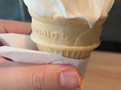 圆筒新人礼-麦当劳(咸阳人民路店)