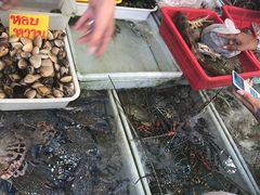 -拉威海鲜市场