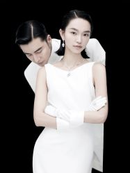 -至臻微拉婚纱摄影