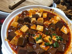 -人民公社铁锅炖·东北菜(卫国道店)