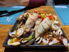 -八月美食小馆(银泰城总店)