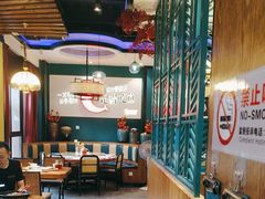 -黄泥岗·地道湖北菜(奥特莱斯店)
