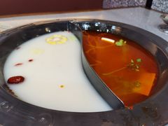 鸳鸯锅底-鱻鱼捞.祥祥鱼锅(高淳一店)