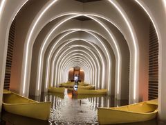 -涨巢·潮玩水疗局