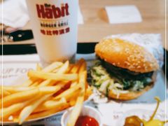 -The Habit Burger Grill 哈比特汉堡(复兴soho店)