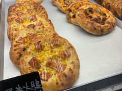 -Dough&Joe团憩(瑞虹天地月亮湾店)