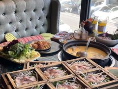 -小椒娘撒椒鱼火锅(三八广场店)