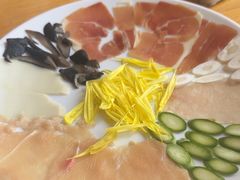 -桥香园过桥米线(国贸店)