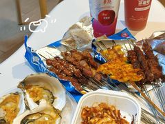 大连经典烤鱿鱼-喝丢一只鞋海鲜烧烤·海肠捞饭(东关街店)