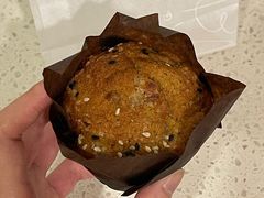 -VERIE BAKEHOUSE
