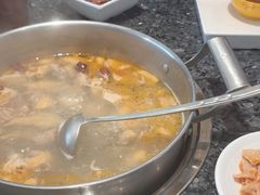 -一席地·本地鸡窝·杭帮鸡火锅(萧山银隆百货店)