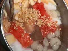 西瓜椰椰冰粉-太二酸菜鱼(天鹅湖万达店)