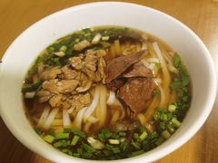 -矮子粉店1985·长沙米粉(湘春路店)