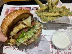 -The Habit Burger Grill 哈比特汉堡(爱琴海店)