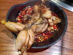 牛蛙-串门邻居串串火锅(云南南路店)