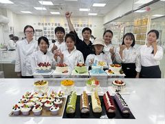 -美斯烘焙培训学院•蛋糕•面包•咖啡(宝安校区)