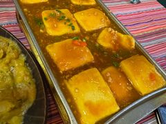 -香巴拉云南餐厅(华莱坞店)