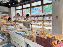 -85度C(生甜甜圈研究工坊·上海平凉店)