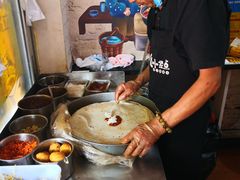 老板做面皮-小竖点徽派卷面皮(洪都店)