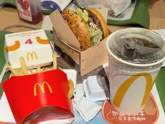 -麦当劳(杭州西湖银泰百货店)