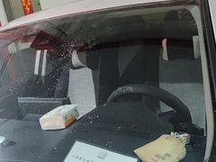 -鲨鱼皮汽车凹陷玻璃修复(静安店)