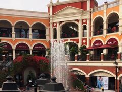 -佛罗伦萨小镇广佛名品奥特莱斯(疏港路店)