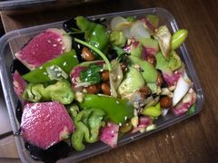 -雪乡人家东北菜·铁锅炖一切(高斯路店)