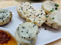 荠菜藤椒大虾小杨拼盘生煎-小杨生煎(深圳岗厦北店)
