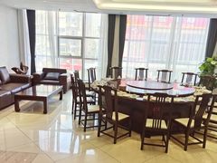 -大连长城大饭店(西安路地铁站店)