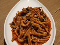 -渝信川菜 · 川味家常菜(财富购物中心店)
