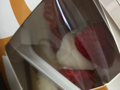 草莓芝士挞-黑草莓(重庆路店)