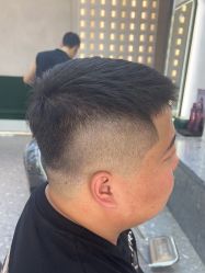 -苏豪美发S A L O N烫发染发
