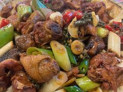 -闯关东东北农家菜(崂山石老人店)
