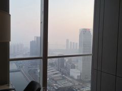 -大连星海皇冠假日酒店