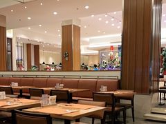 -亚龙湾希尔顿自助餐厅·海鲜·烧烤·沙滩BBQ·现场乐队