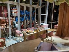 -水桶王国主题餐厅·聚会·生日派对·亲子活动·家庭套餐(亚龙湾希尔顿店)