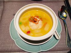 顶汤鲜虾酿竹笙-西安凯悦酒店·湖畔中餐厅