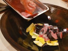 -小火炕铁锅炖鱼