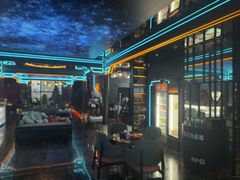 -屋有岛沉浸游戏旗舰店(中山公园店)