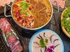 -鹿鸣山草本茶香火锅(园西路店)