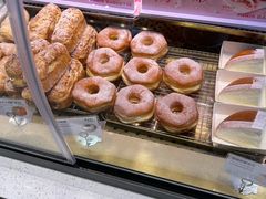 -巴黎贝甜(大宁国际商业广场店)
