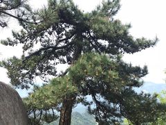 -罗田薄刀峰风景区
