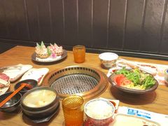 -肉魁屋·烧肉·烧鸟·酒场(高新店)
