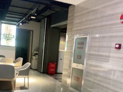 -一兆韦德健身(张杨路店)