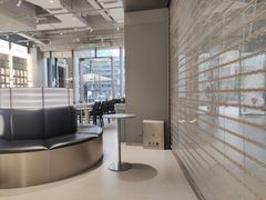 -M Stand(成都COSMO店)