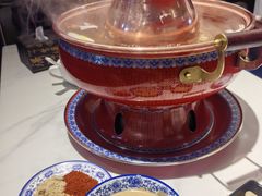 -一只羊·铜锅涮羊肉烧烤
