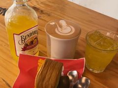 -无牌咖啡&酒馆