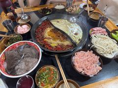 -谭记重庆老火锅(总店)